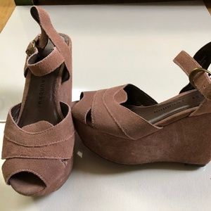 Chinese Laundry Sandal Wedges